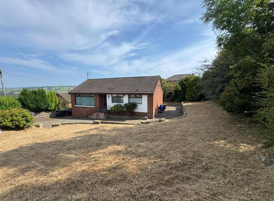 1 Kimberley Road, Carnmoney, Newtownabbey, BT36 6NZ photo