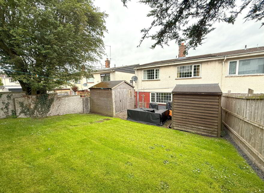 10 Craigmore Road, Lisburn, BT28 1DN