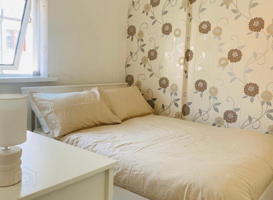 28 Abetta Parade, Belfast, BT5 5EH