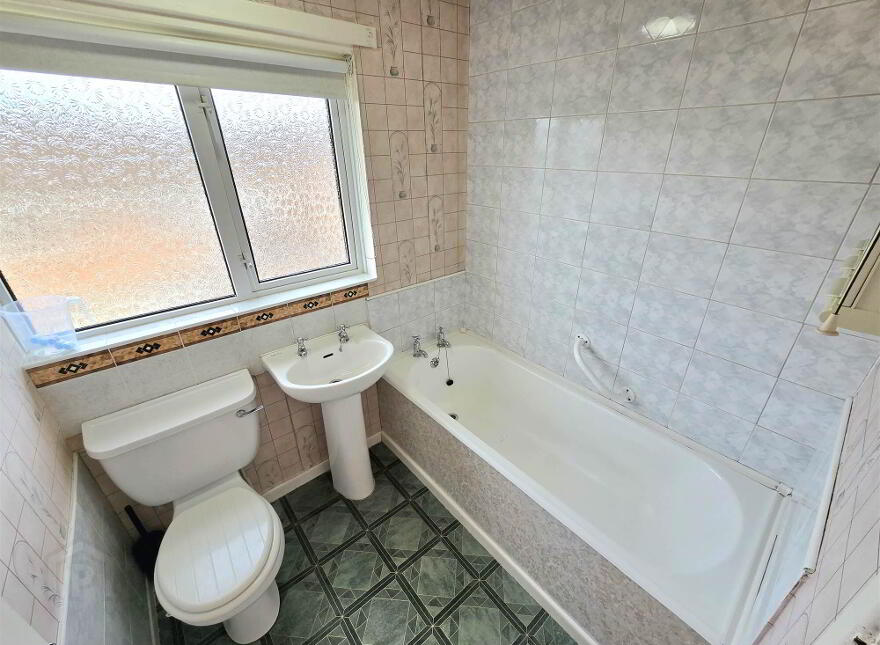 14 Kilwarlin Park, Hillsborough, BT26 6BA