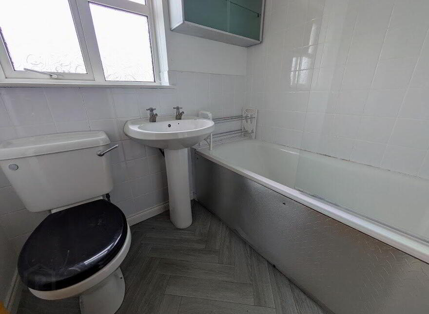 11 Whitethorn Drive, Newtownards, BT23 8WS