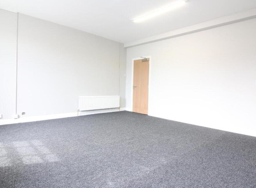 9 Suite Avonmore House, 15 Church Square, Banbridge, BT32 4AP