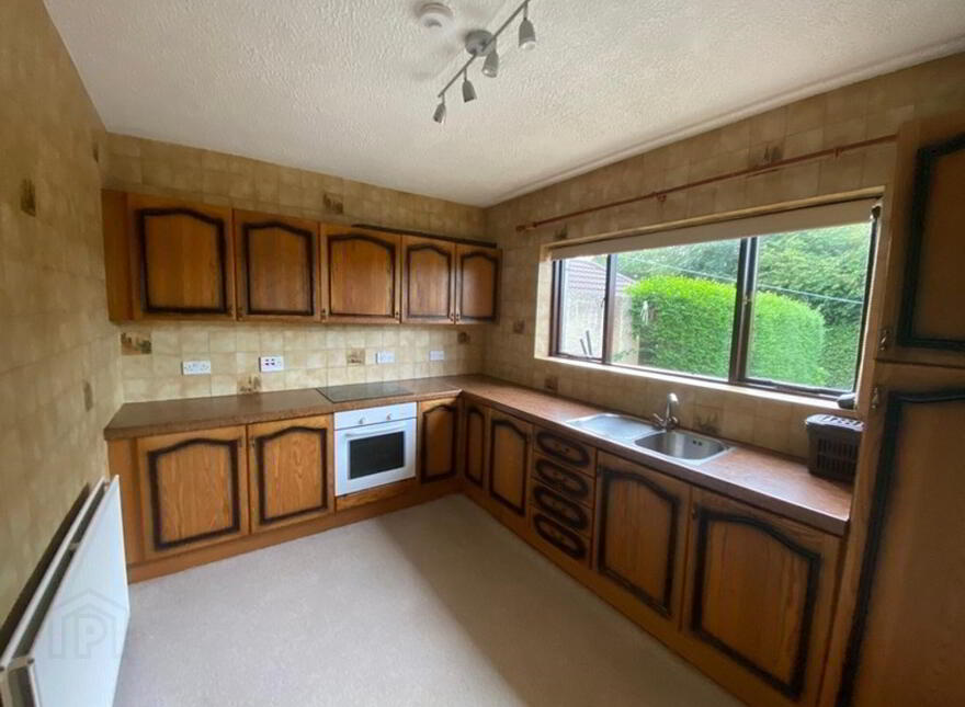 23 Alexander Avenue, Lisburn, BT27 5HT