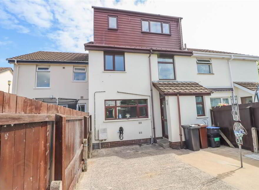 16 Drumadoon Park, Dundonald, Belfast, BT16 2PW