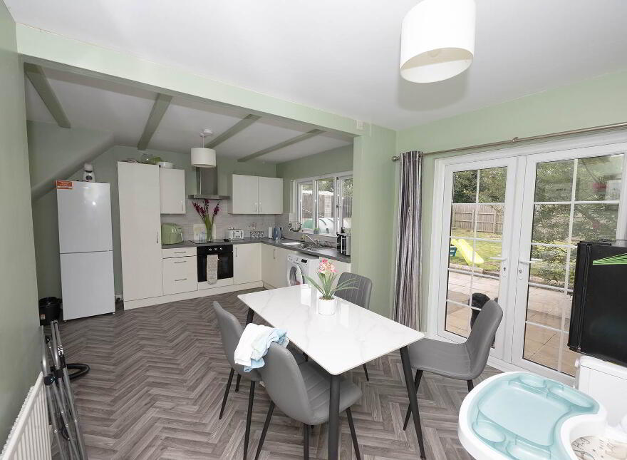 68 Lakeview Park, Craigavon, BT65 4AL