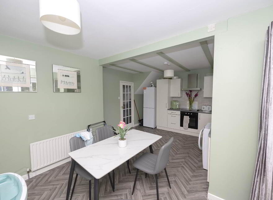 68 Lakeview Park, Craigavon, BT65 4AL