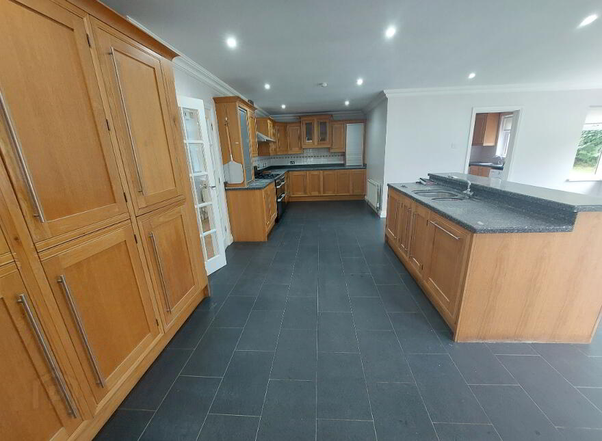 7 Dunnwood Park, Londonderry, BT47 2NN