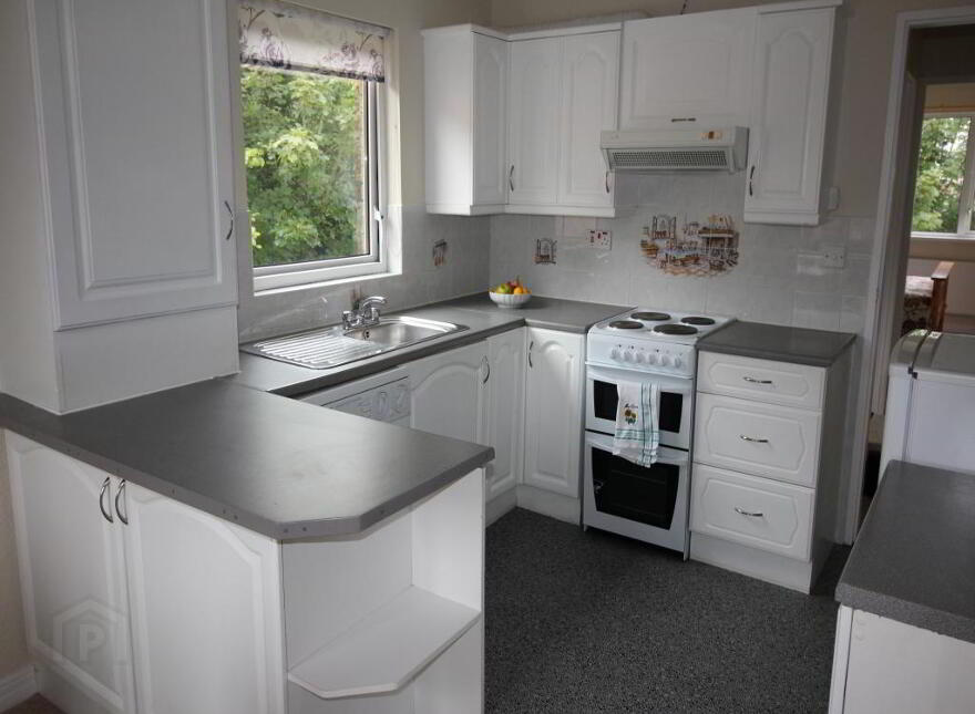 10 Glenburn Court, Dunmurry, Belfast, BT17 9BS