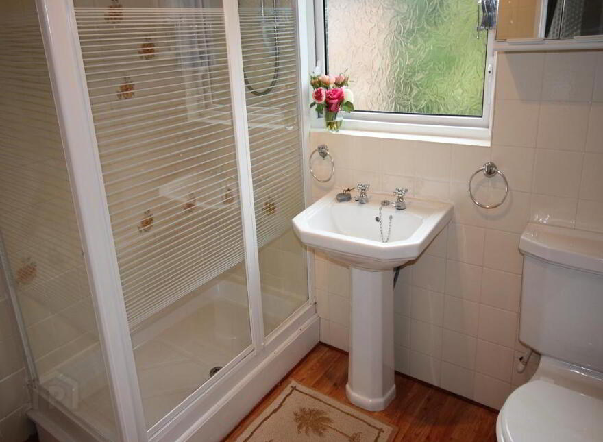 10 Glenburn Court, Dunmurry, Belfast, BT17 9BS