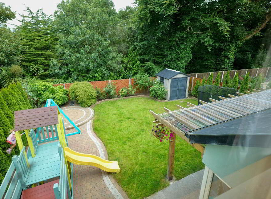 2 Beechwood Avenue, Oakfield, Charleville, P56Y791