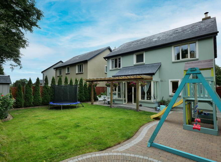 2 Beechwood Avenue, Oakfield, Charleville, P56Y791