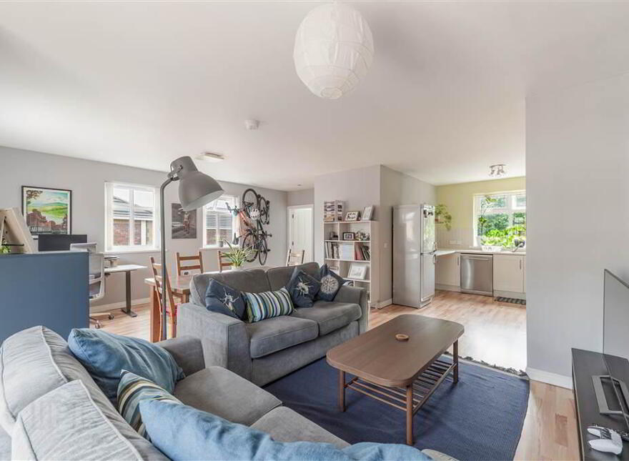 17 Glenburn Manor, Dunmurry, Belfast, BT17 9DX