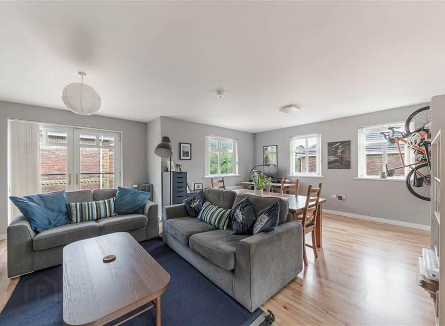 17 Glenburn Manor, Dunmurry, Belfast, BT17 9DX