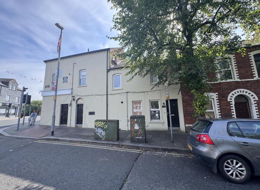 2b Donegall Avenue, Belfast, BT12 6LX photo