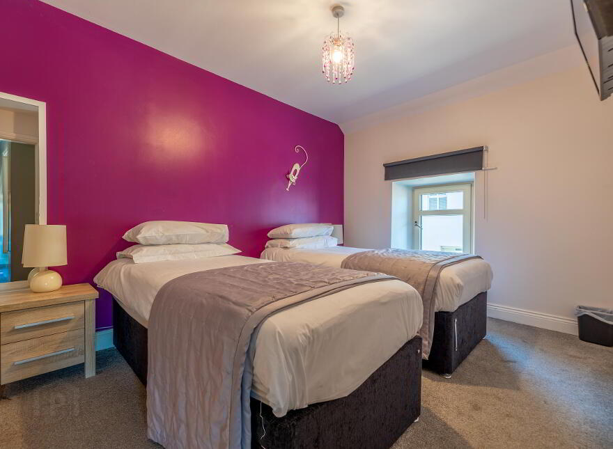 Cozie Corner, The Valley, Fethard, E91EP66