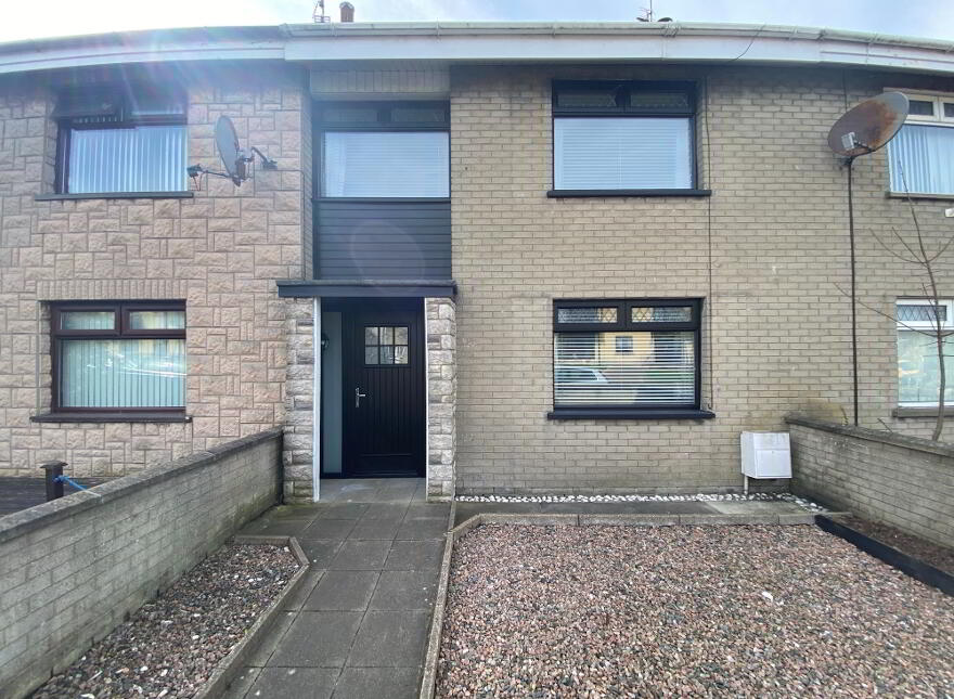 42 Windmill Avenue, Carrickfergus, BT38 8DH photo