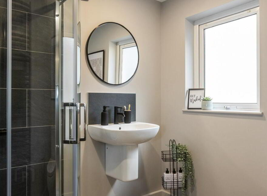 Room 1, 166 Woodstock Road, Belfast, BT6 8AF
