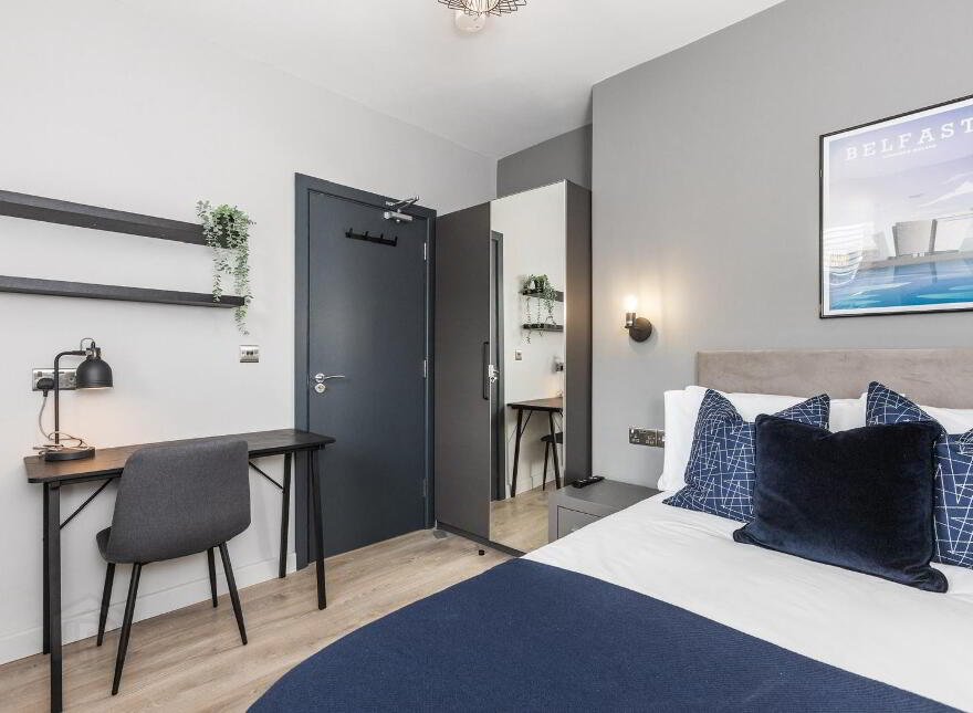 Room 1, 166 Woodstock Road, Belfast, BT6 8AF