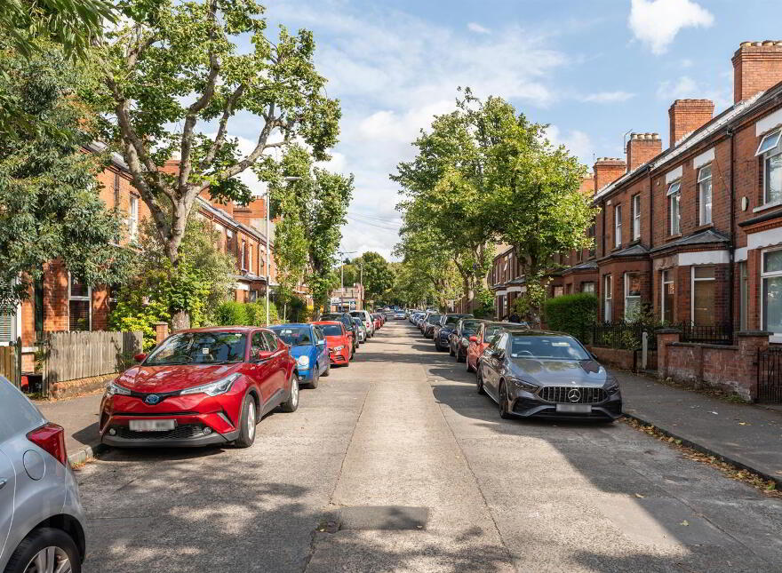 32 Adelaide Avenue, Belfast, BT9 7FY