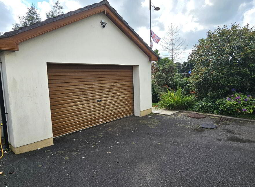 10 Old Larne Road, Ballynure, BT39 9QB