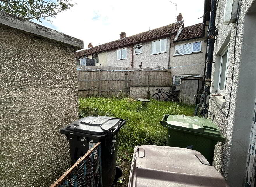 44 Rowan Drive, Dunmurry, Belfast, BT17 9QA