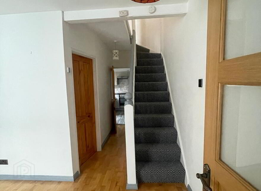 16 Maryville Avenue, Belfast, BT9 7HE photo