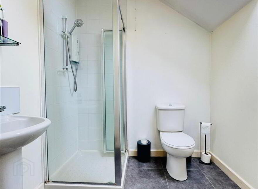 15 The Poplars, Mallusk, Newtownabbey, BT36 4QP