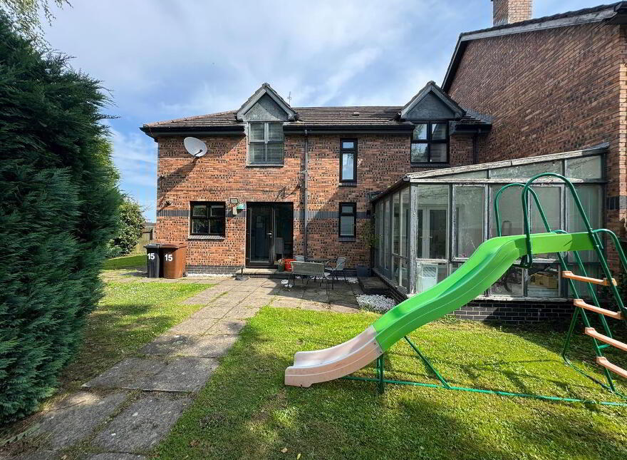 15 The Poplars, Mallusk, Newtownabbey, BT36 4QP
