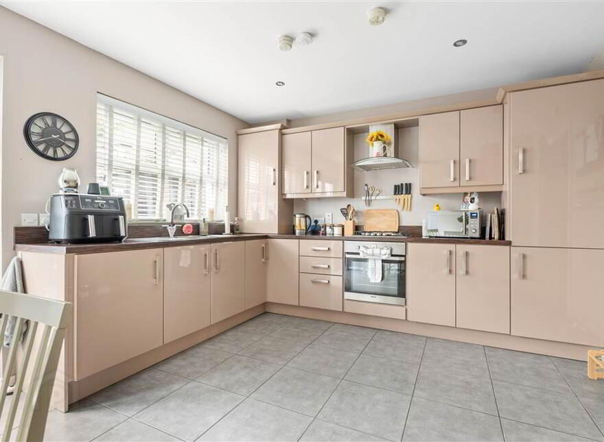 34 Leighinmohr Crescent, Ballymena, BT42 2FB