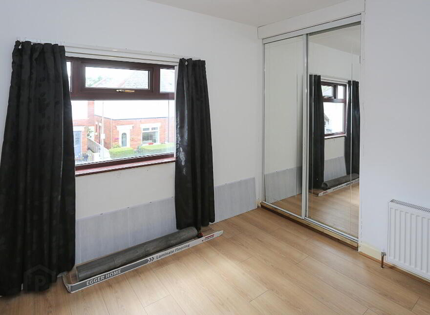 23 Dunraven Crescent, Belfast, BT5 5LE