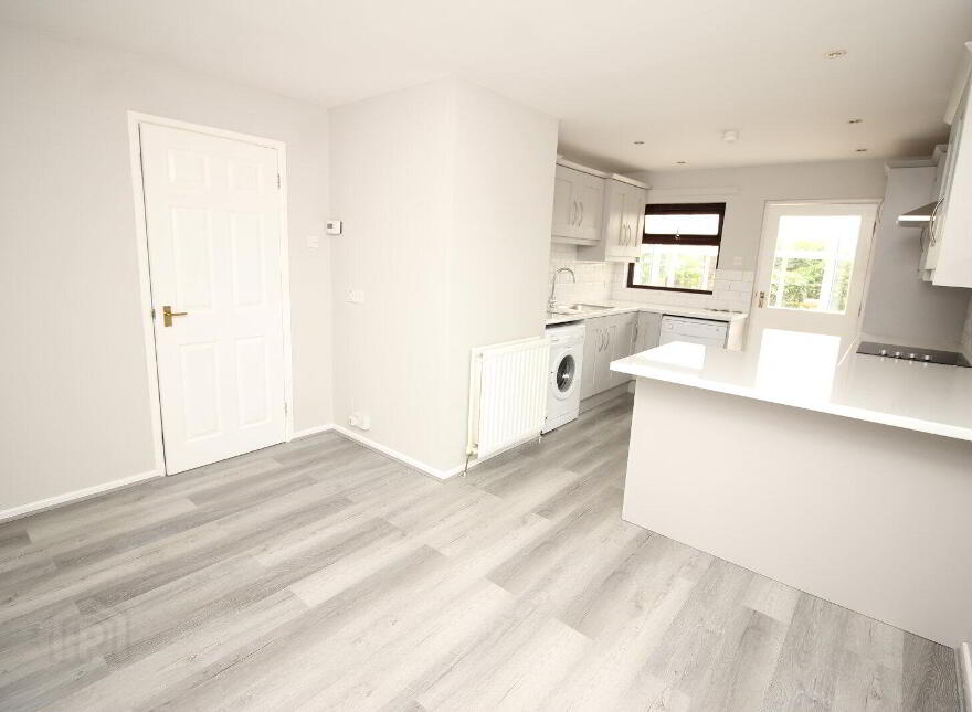 50 Kernaghan Park, Hillsborough, BT26 6DF