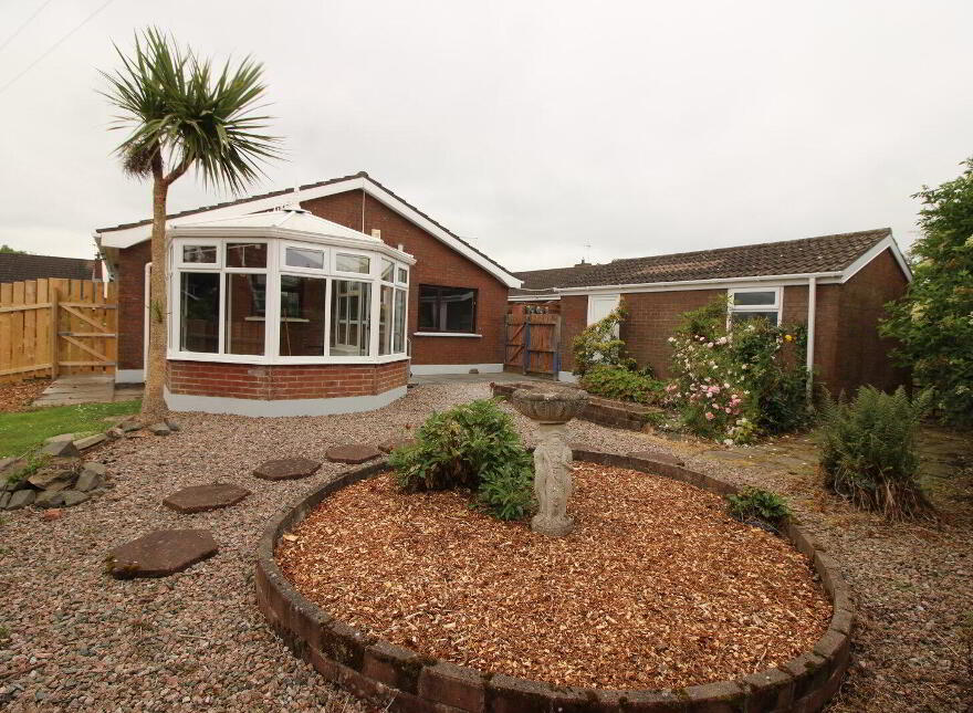 50 Kernaghan Park, Hillsborough, BT26 6DF