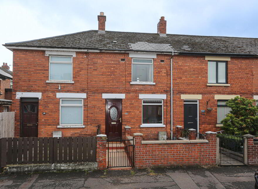 158 Tates Avenue, Belfast, Belfast, BT12 6ND photo