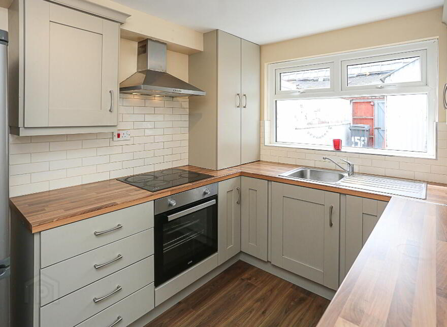 158 Tates Avenue, Belfast, Belfast, BT12 6ND