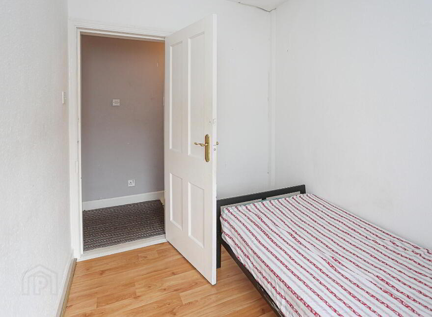 158 Tates Avenue, Belfast, Belfast, BT12 6ND