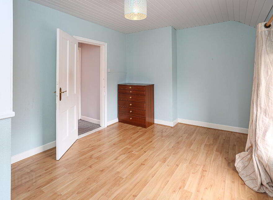 158 Tates Avenue, Belfast, Belfast, BT12 6ND