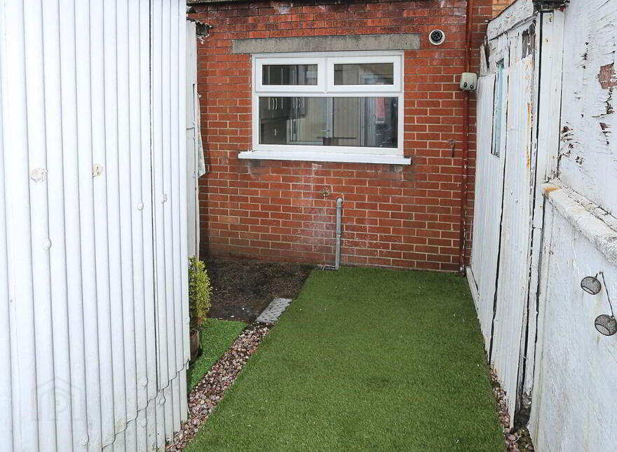 158 Tates Avenue, Belfast, Belfast, BT12 6ND