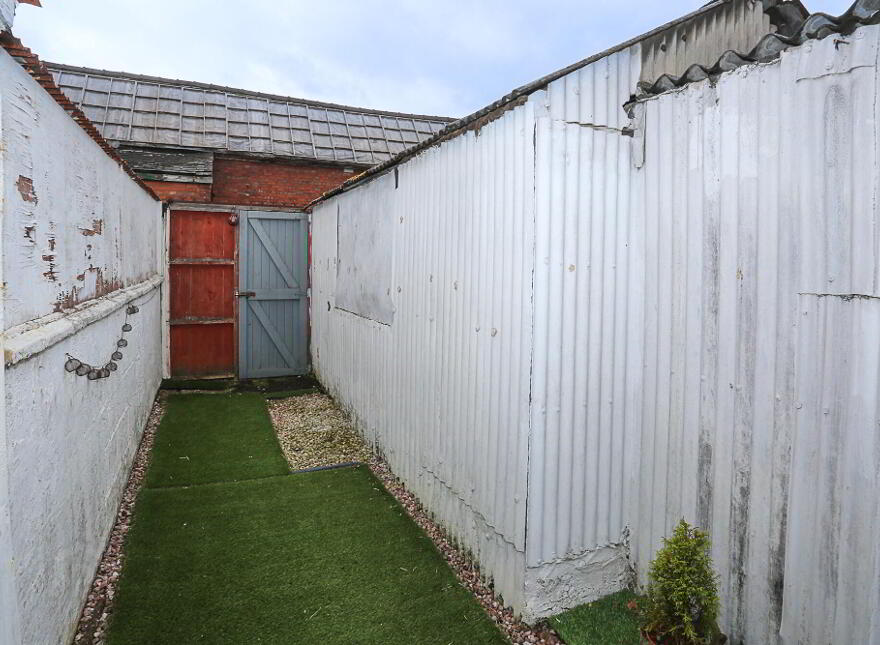 158 Tates Avenue, Belfast, Belfast, BT12 6ND