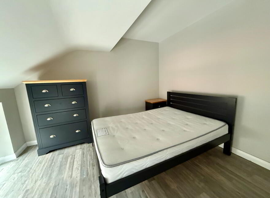 Unit A, 37 Irish Street, Dungannon, BT70 1DB