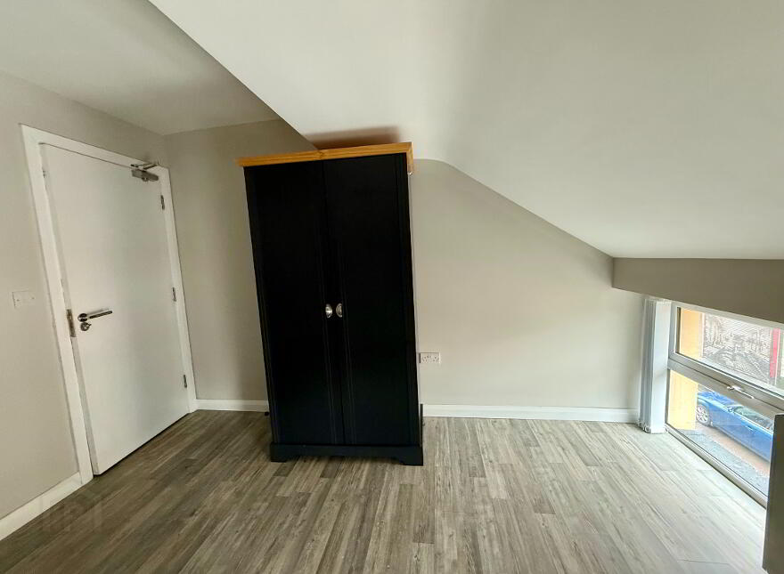 Unit A, 37 Irish Street, Dungannon, BT70 1DB