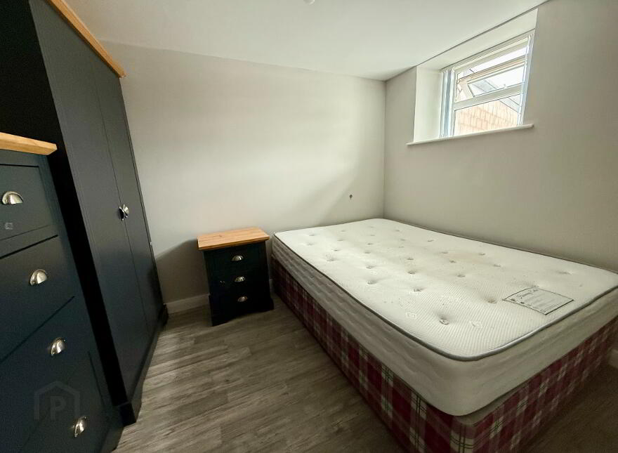 Unit A, 37 Irish Street, Dungannon, BT70 1DB