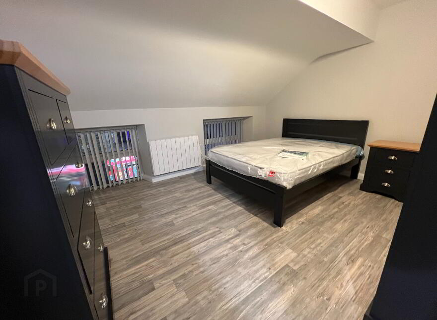 Unit A, 37 Irish Street, Dungannon, BT70 1DB
