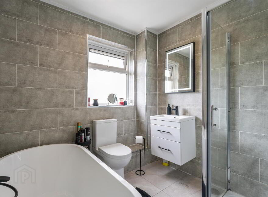 7 Drumadoon Park, Belfast, BT16 2PW