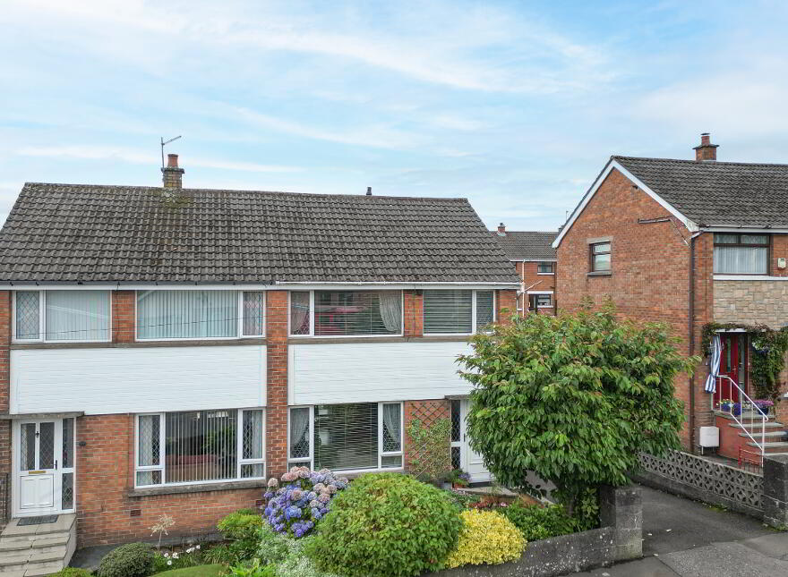 13 Beverley Gardens, Carnmoney, Newtownabbey, BT36 6NX