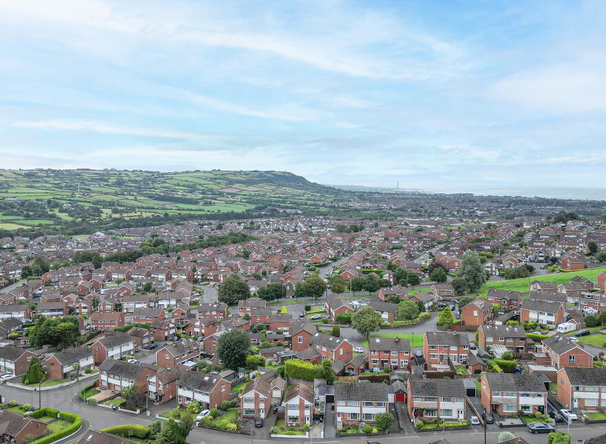 13 Beverley Gardens, Carnmoney, Newtownabbey, BT36 6NX