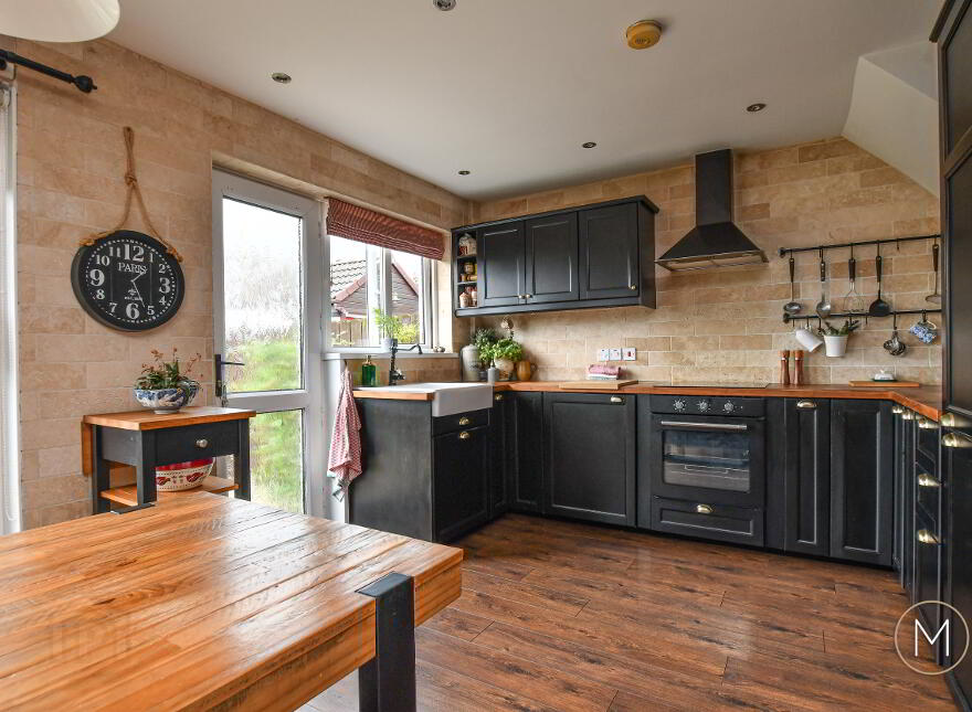 13 Beverley Gardens, Carnmoney, Newtownabbey, BT36 6NX