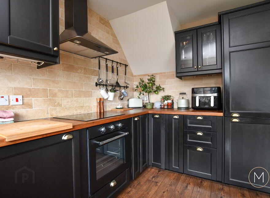 13 Beverley Gardens, Carnmoney, Newtownabbey, BT36 6NX