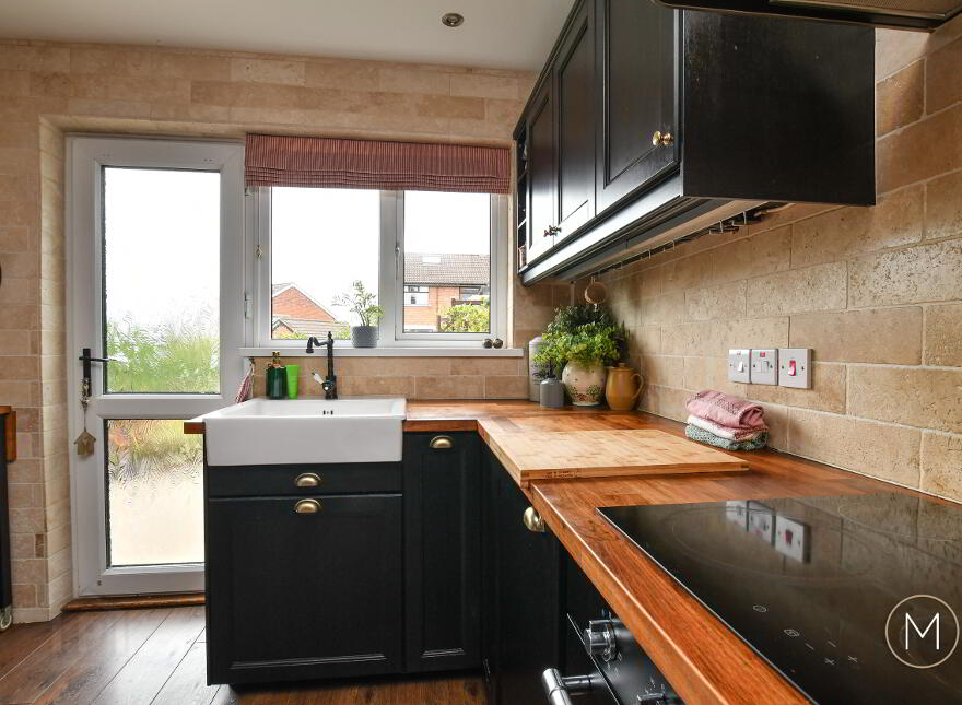 13 Beverley Gardens, Carnmoney, Newtownabbey, BT36 6NX
