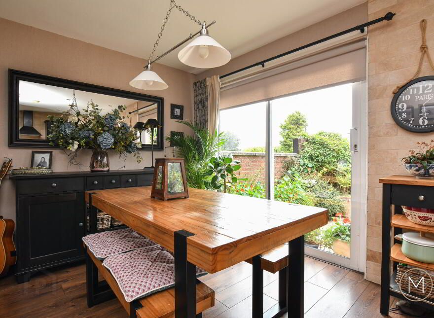 13 Beverley Gardens, Carnmoney, Newtownabbey, BT36 6NX