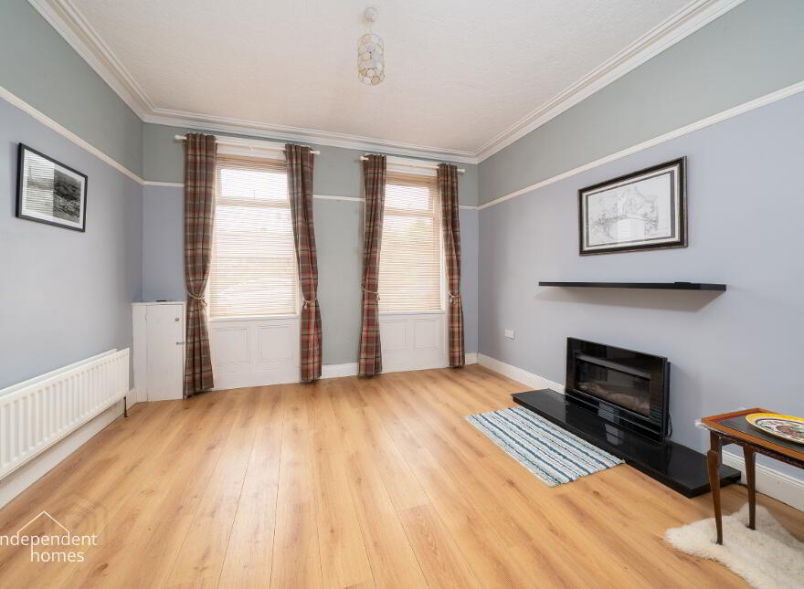 13 Station Road, Larne, BT40 3AA